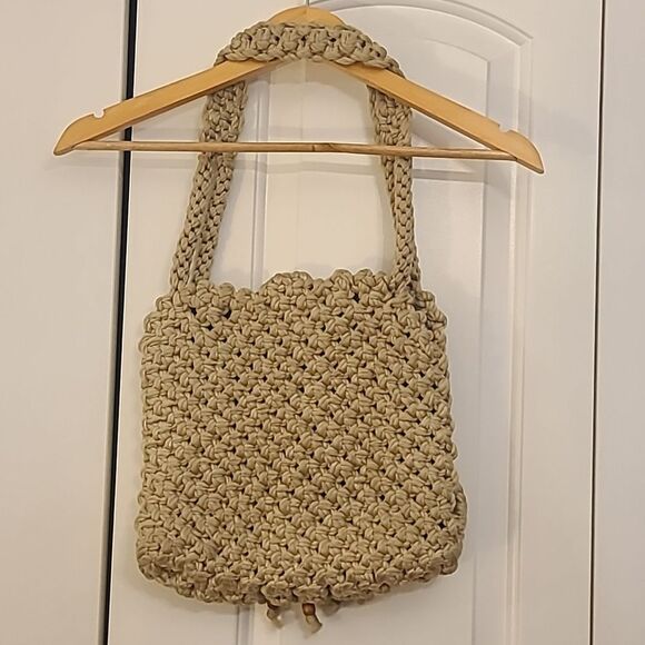 Vintage Boho Macrame Woven Crochet Bag Wood Bead Accents - Picture 3 of 8